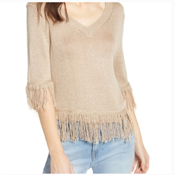 bishop + young Sweaters - BISHOP + YOUNG • Oatmeal Beige V-neck Knit Fringe Sweater NEW Sz Medium
